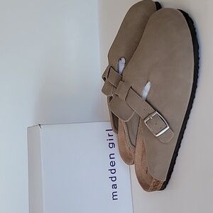 Madden Girl Karma  Women Size 6 Color Taupe New